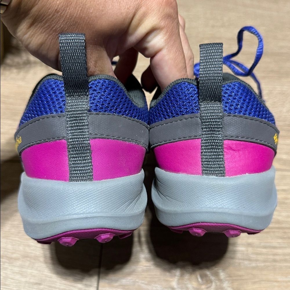 COLUMBIA HIKING TENNIS SHOES SIZE 4 PERFECT CONDITION - Picture 5 of 7